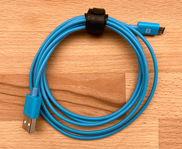 Vecro-One-Wrap-Thin-Tie-with-USB-Cable