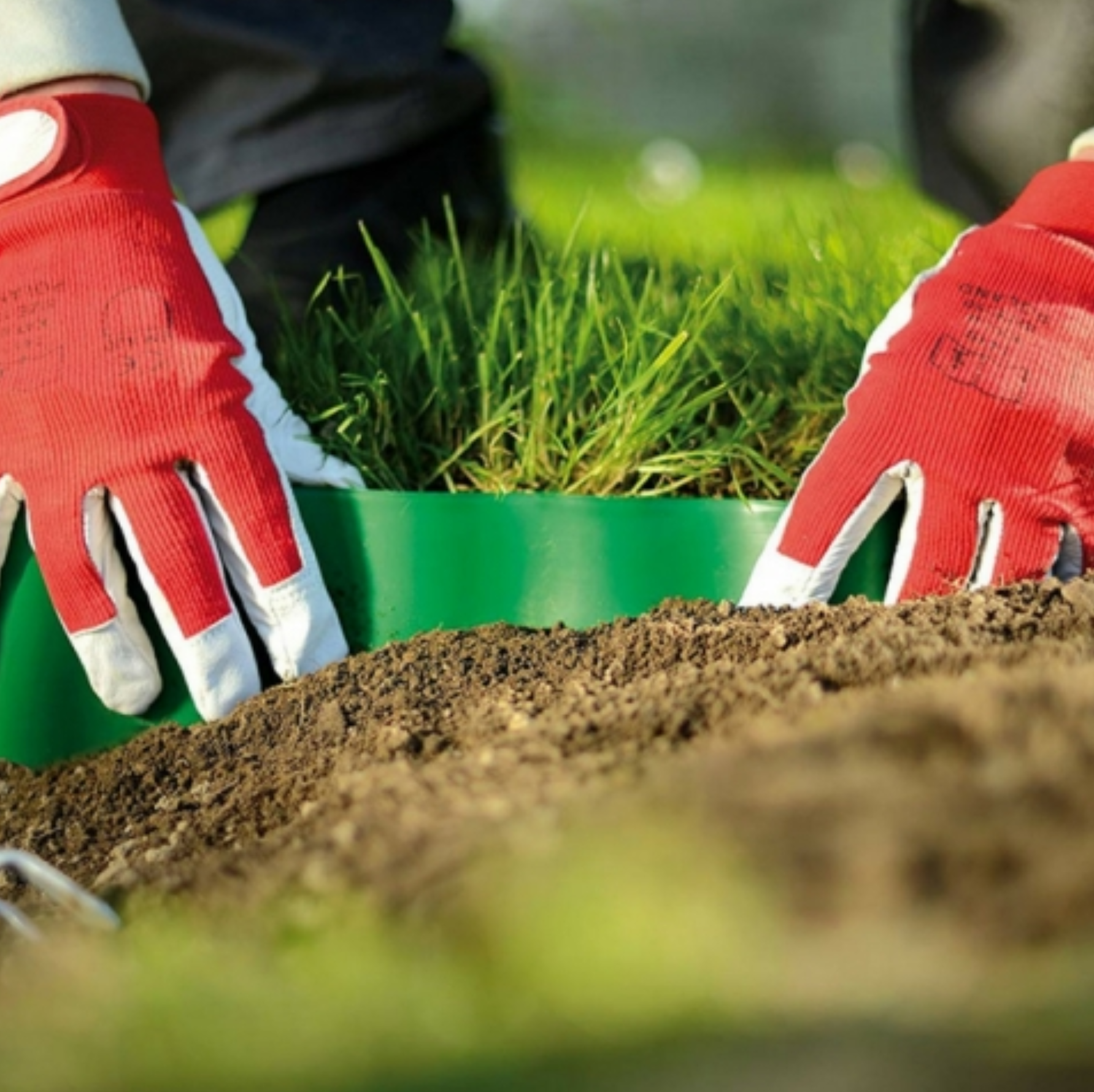 HardwareCity FLEXIBLE LAWN EDGING Garden Divider 9M/ROLL