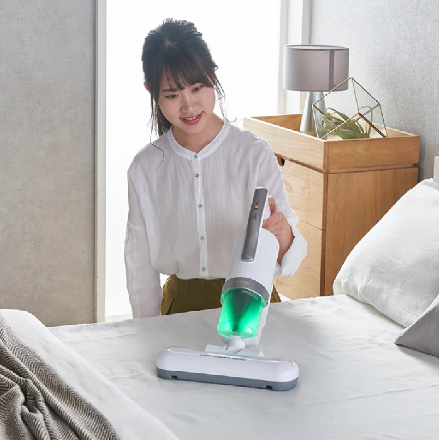 IRIS OHYAMA Dust Mite MATTRESS & SOFA Vacuum Cleaner IC-FAC4 GENERATION 4