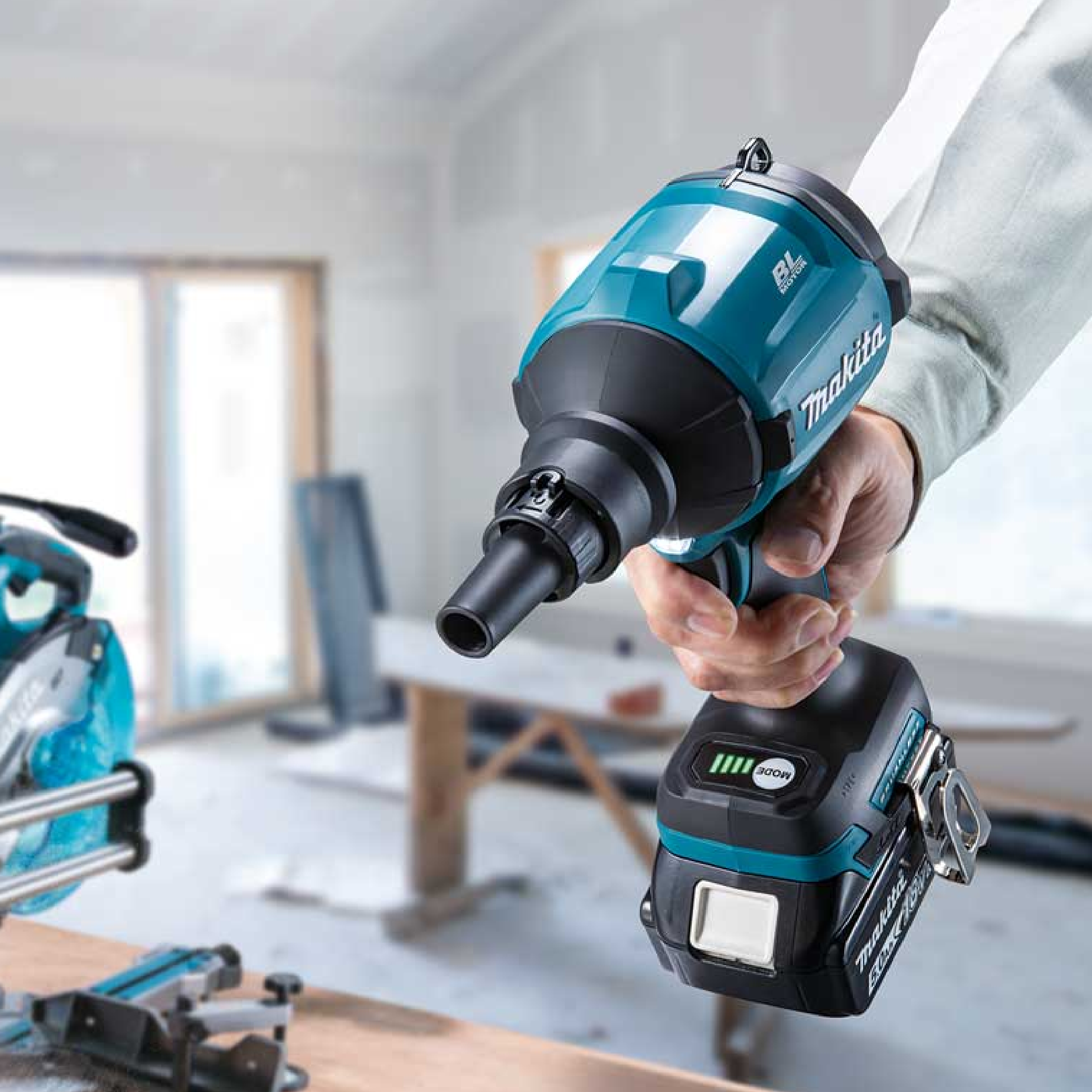 Makita DAS180Z 18V LI-ION Cordless Air Dust BLOWER - Bare Unit