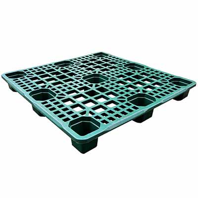Toyogo P-7783EB Green Plastic Pallet
