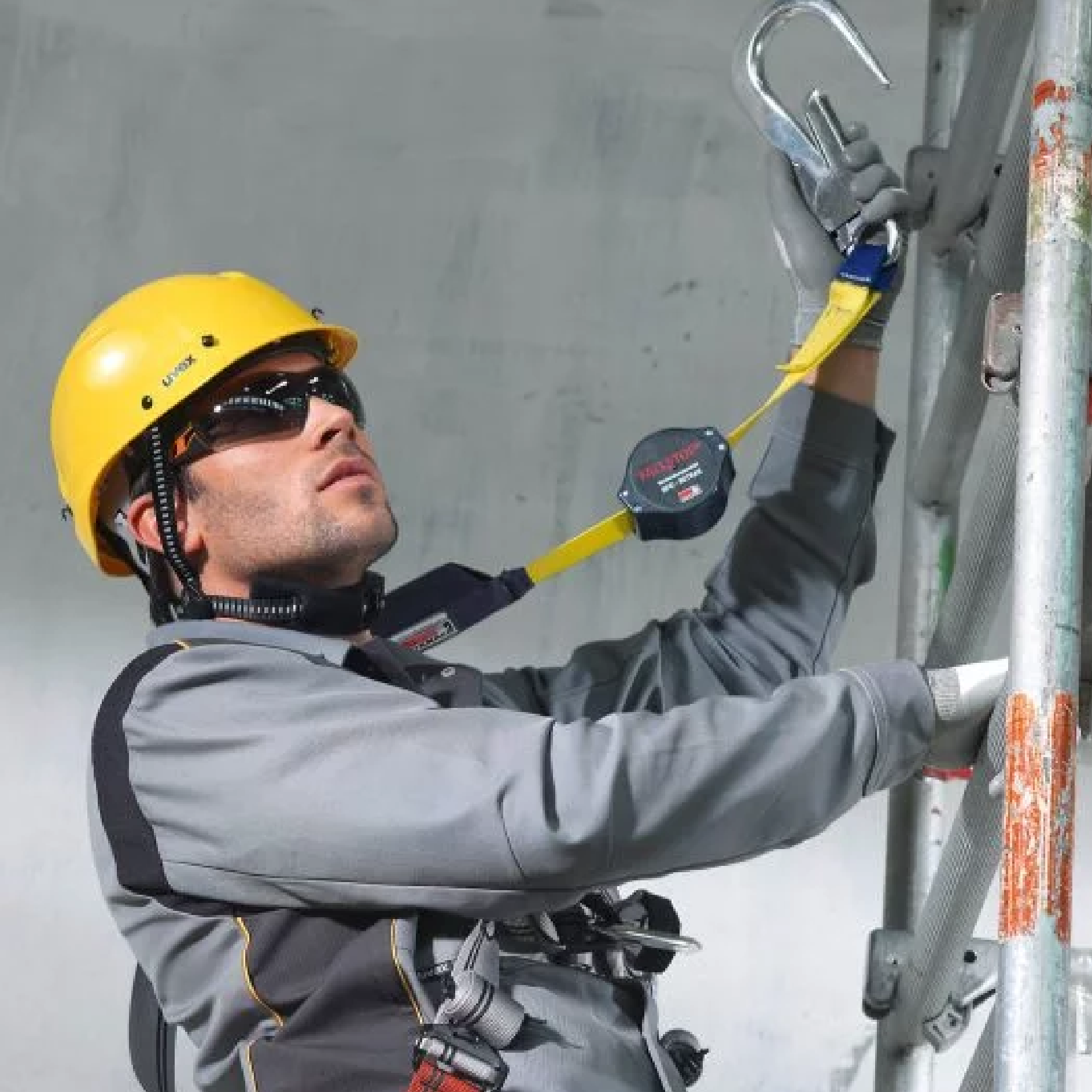 UVEX ALPINE Safety Helmet FOR WORK AT HEIGHT & RESCUE 9773.050